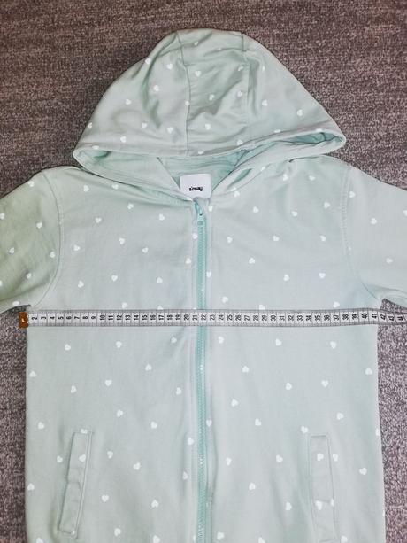 Dievcenska mikina, sinsay,140