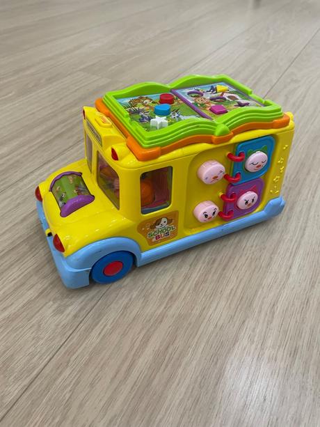 Autobus so zvukmi a melodiami, 