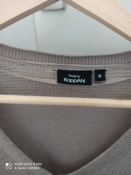 Svetriky veľ. s sadne aj na m, kappahl,m