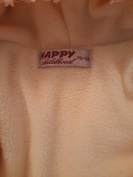 Hrubá kozusinova bundička, 116