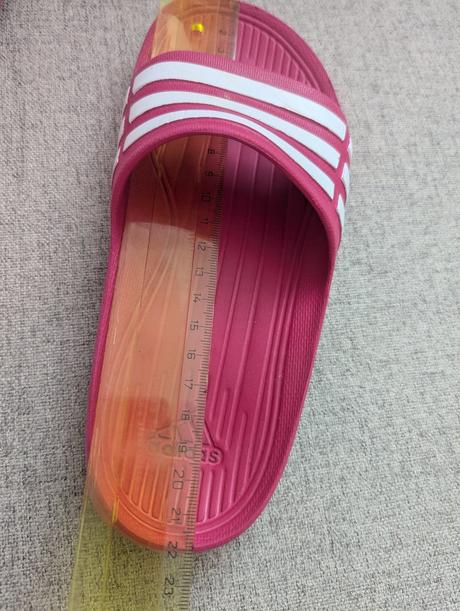 Šľapky, adidas,34