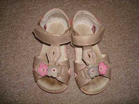 Bezove sandalky zn. kornecki, vel. 23, kornecki,23
