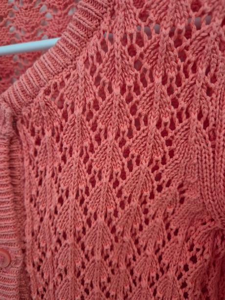 Dievčenský svetrík, lupilu,104