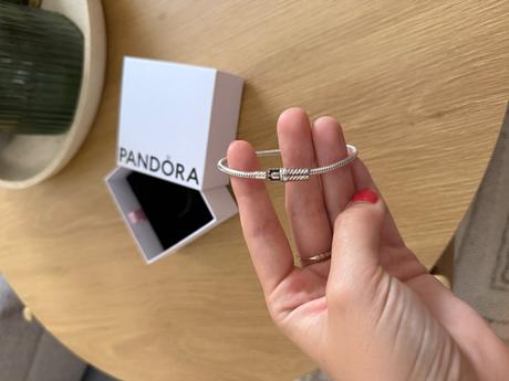 Pandora naramok, pandora