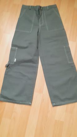 Kapsovev nohavice, 140