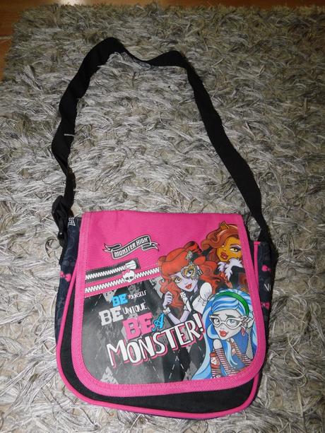 Monster- taška cez plece, 