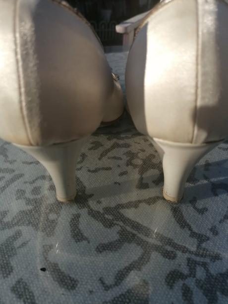 Saténové lodičky, 39