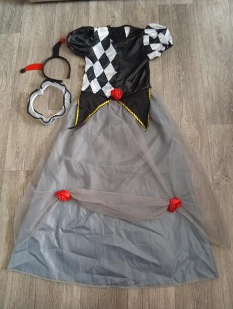 Kostým na karneval - harlekýnka, 
