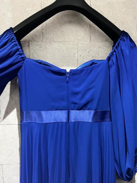 Spoločenské šaty, m