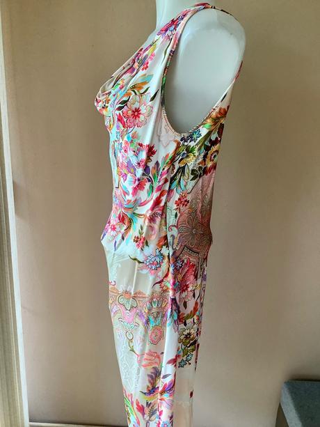 Krasne šaty/111, 40