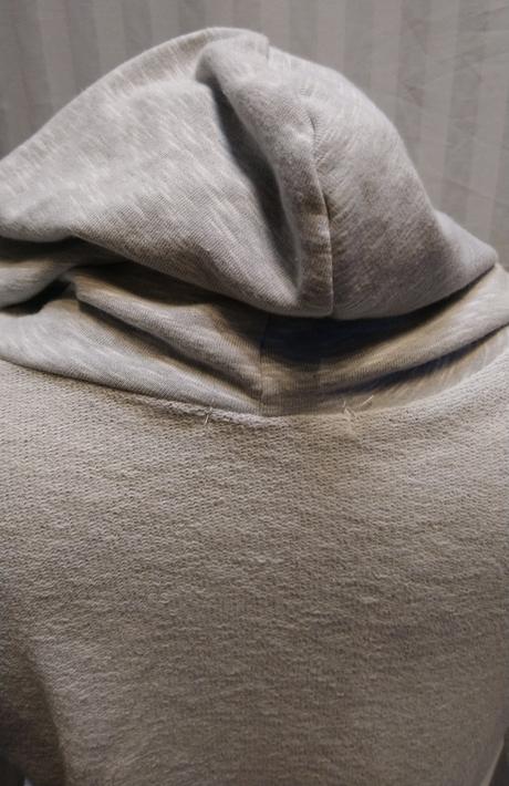 Sivá mikina so strieborným motívom, new collection, m