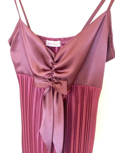 Spoločenský top, s