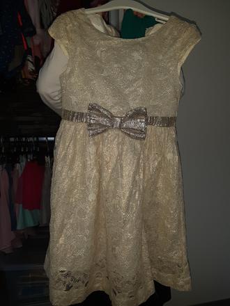 Slávnostne saty, 110