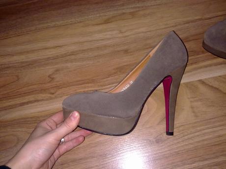 Lodicky na platforme, 38