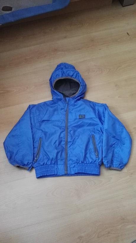 Chlapčenská vetrovka, 104