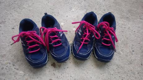 Turistické poltopánky, 28