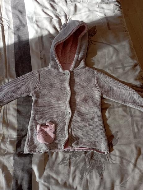 Podšitý svetrík, 110