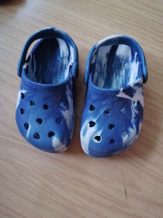 Penové sandalky, 22