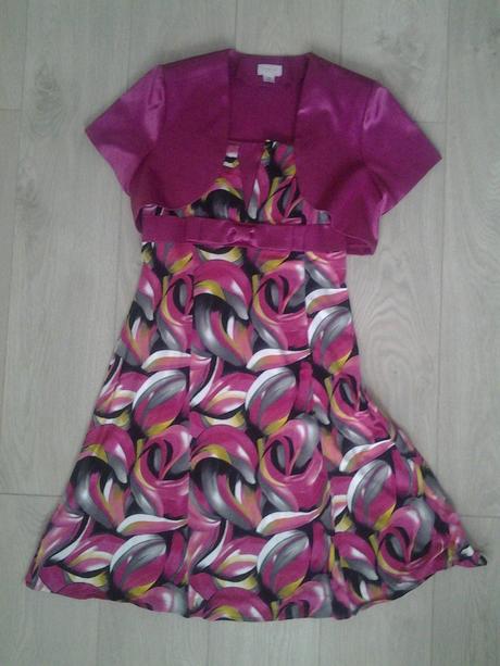 Vzorovane farebne saty s bolerom, 40