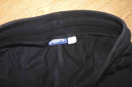 Cierne teplaky, pepperts,122