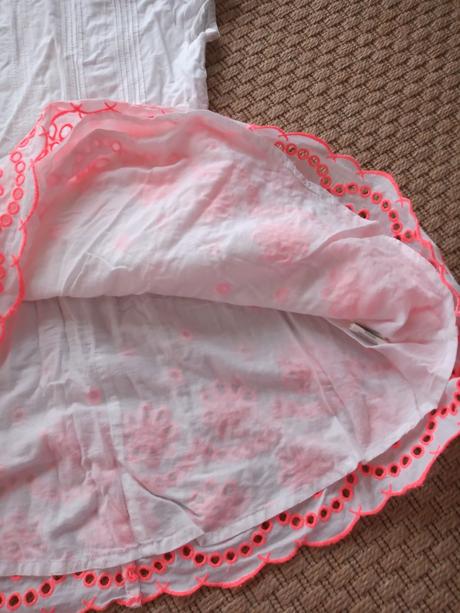 Biele vzdušné šatky na leto s krajkou, mini boden,116