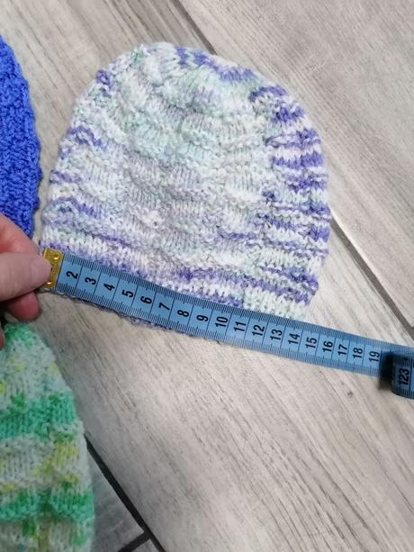 Háčkované čiapočky - 68/74, 68