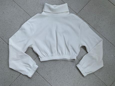 Croptop rolák, bershka,xs