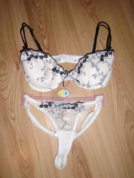 Spodne pradlo, secret possessions,m