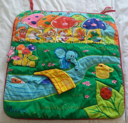 Hracia podložka chicco,