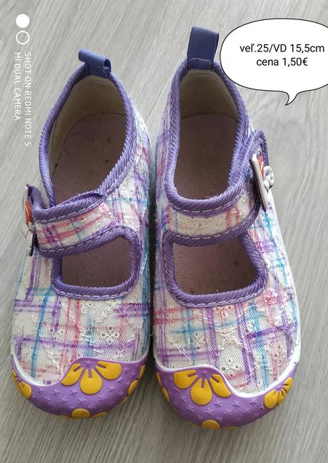 Papučky, 25