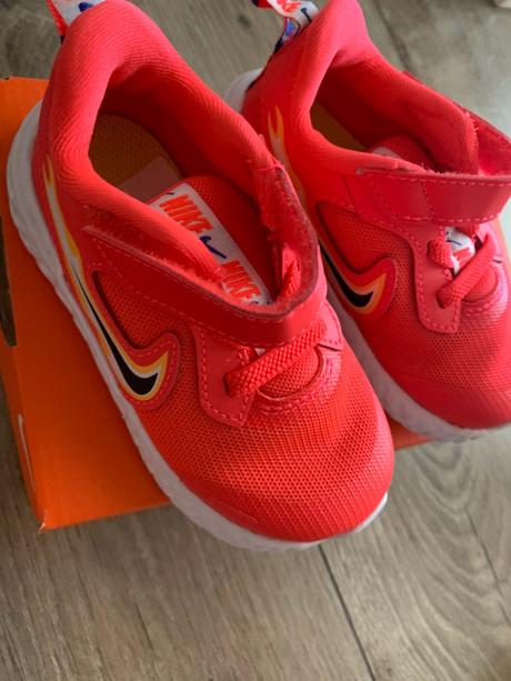 Tenisky, nike,22
