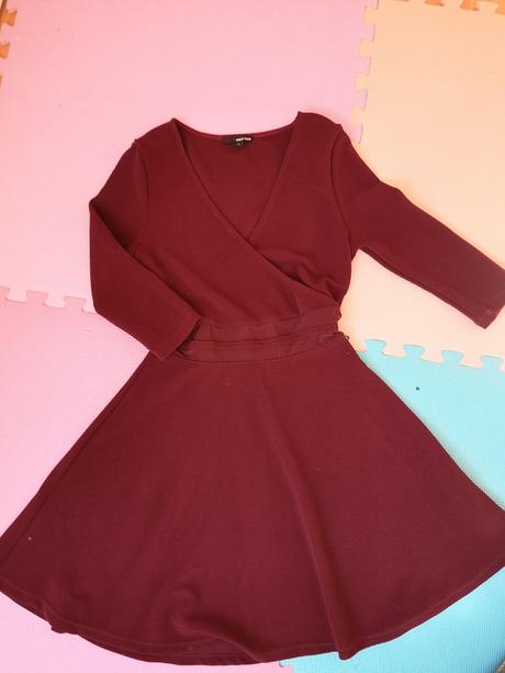 Bordove saty, tally weijl,s