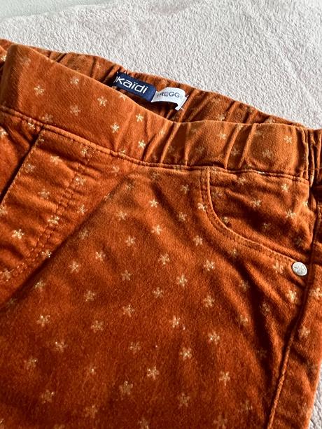 Elasticke nohavice, 152