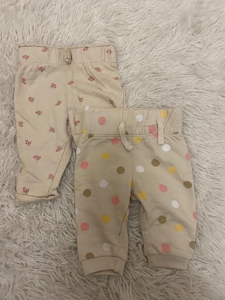 Dievcenske teplaky, 56