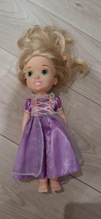 Velka babika rapunzel , na vlasku,