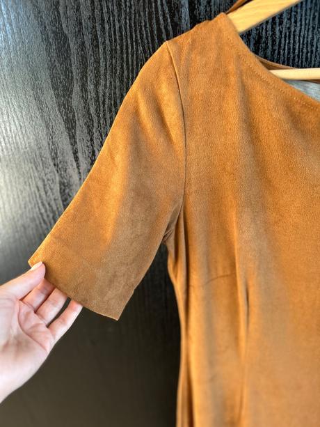 Šaty pripomínajúce semiš, 36 / s