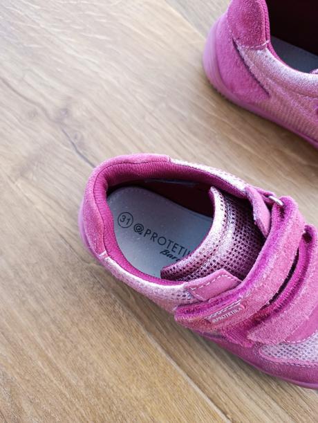 Protetika melania fuxia (veľkosť 31), protetika,31