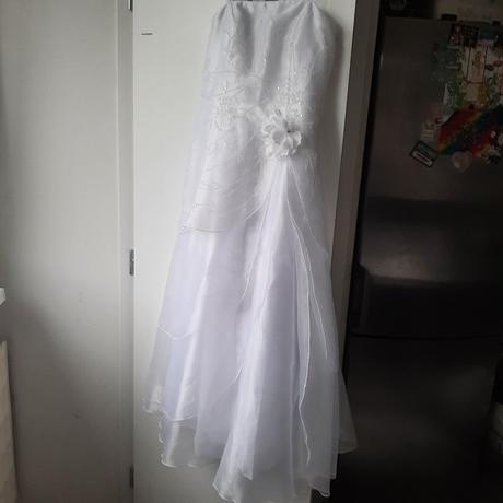 Šaty na prvé sväté prijímanie, 146