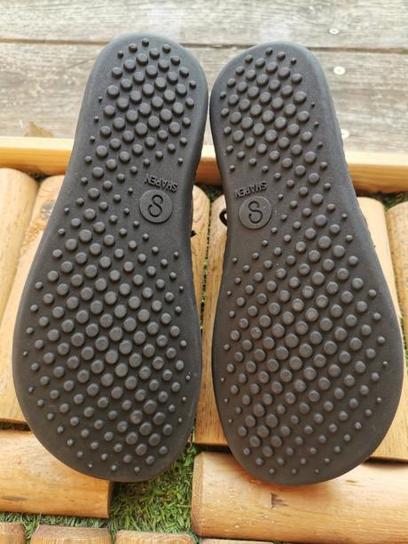 Shapen barefoot celoročné topánky berry, 38