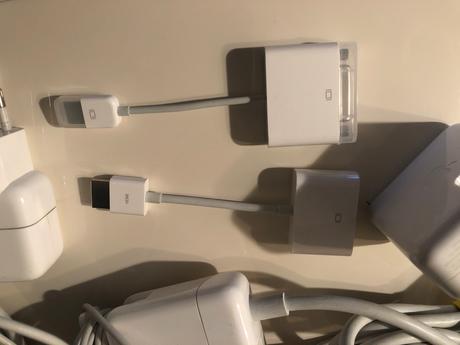 Apple adaptéry, apple