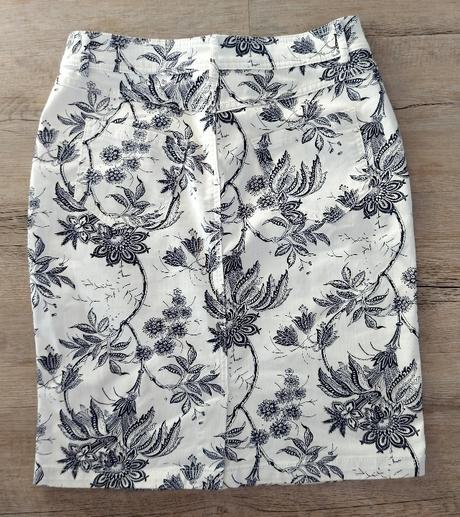 Čiernobiela sukňa bonita, 38