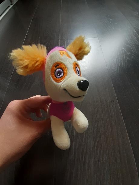 Plyšak tlapková patrola, 