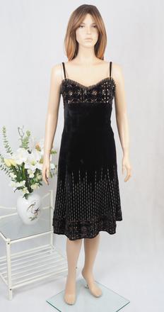 Luxusné zamatové šaty kate cooper, 40