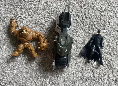 Batman s motorkou a golemom, 