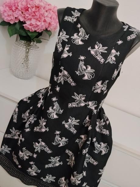 Pinko made in italy luxusné šaty s kvetinovým vzor, pinko,m