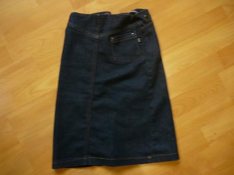 Dievcenska riflova sukna, 104