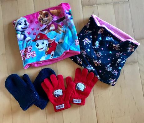 Paw  patrol 2x nákrčník a 2x rukavice, 104