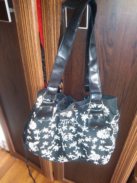 Vyšívaná letná taška, 