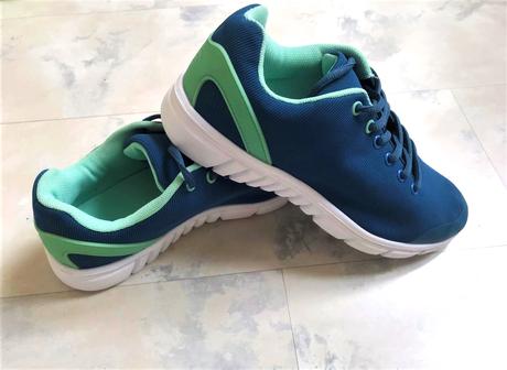 Ľahúčke tenisky, 38