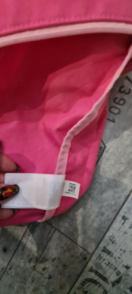 Taska sportova, adidas